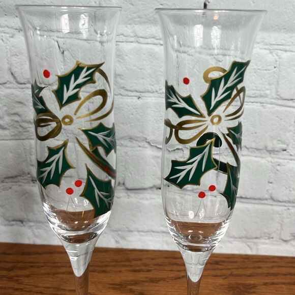 4~ 10-1/2" LENOX Holiday Spirit Fluted Champagne Glasses - Picture 3 of 7